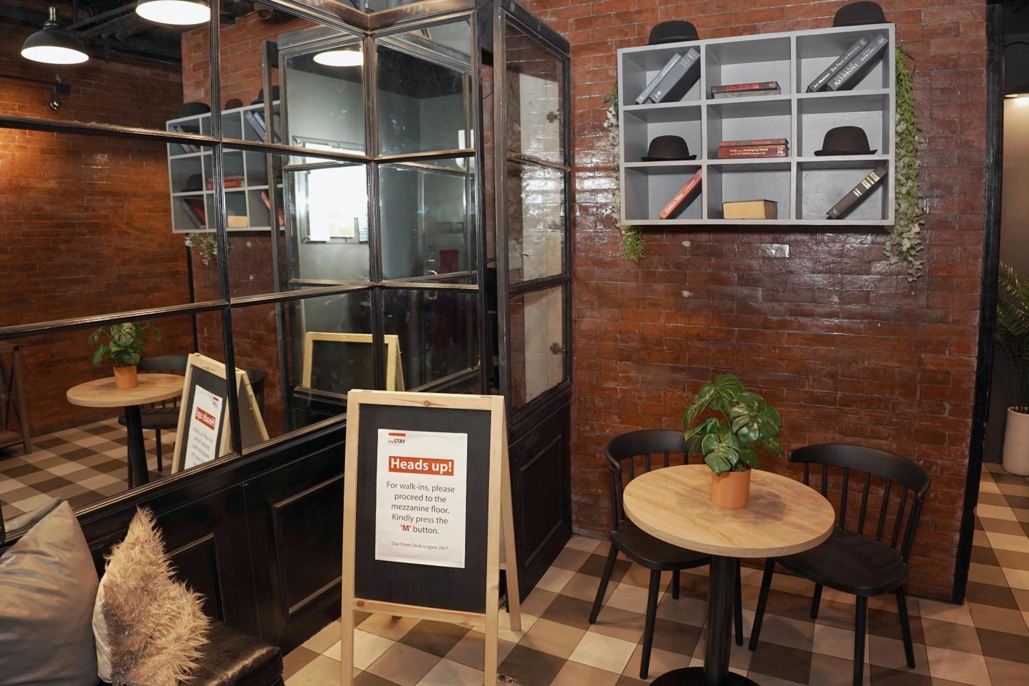 Mystay Hotel Bgc West Makati City Exteriör bild